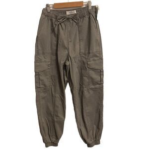 Hollister Ultra High Rise Cargo Joggers Grey Size Small NWT
